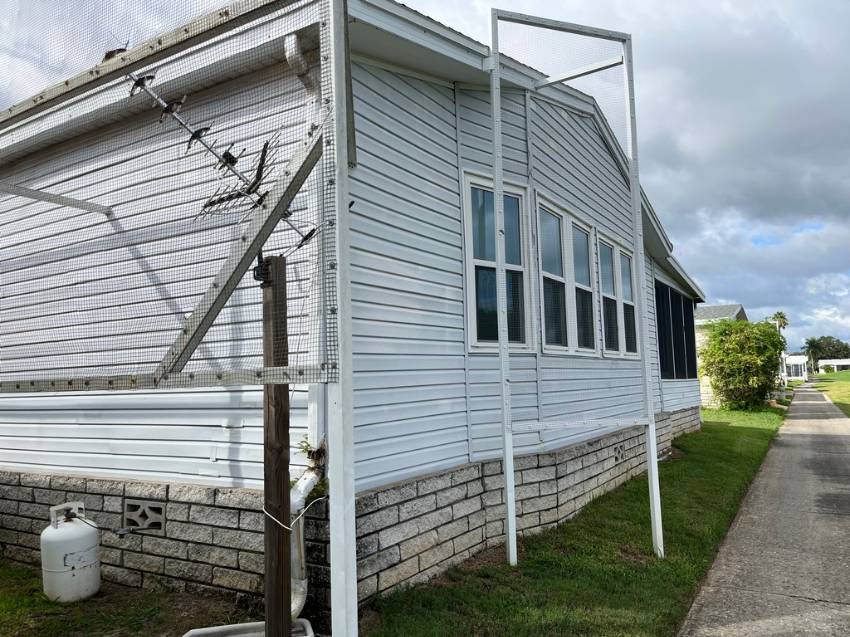 1284 Las Brisas Lane a Winter Haven, FL Mobile or Manufactured Home for Sale